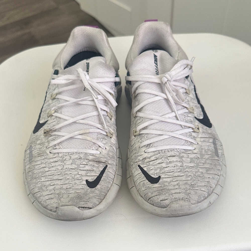 Nike White Free 5.0